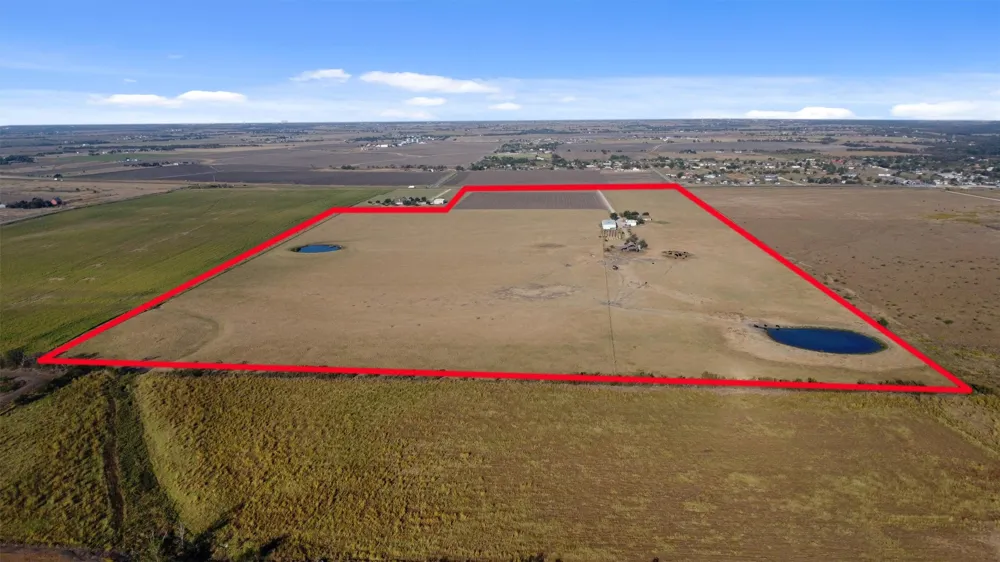 19919 Fm 973 Road Coupland, TX 78615