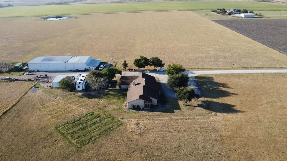 19919 Fm 973 Road Coupland, TX 78615