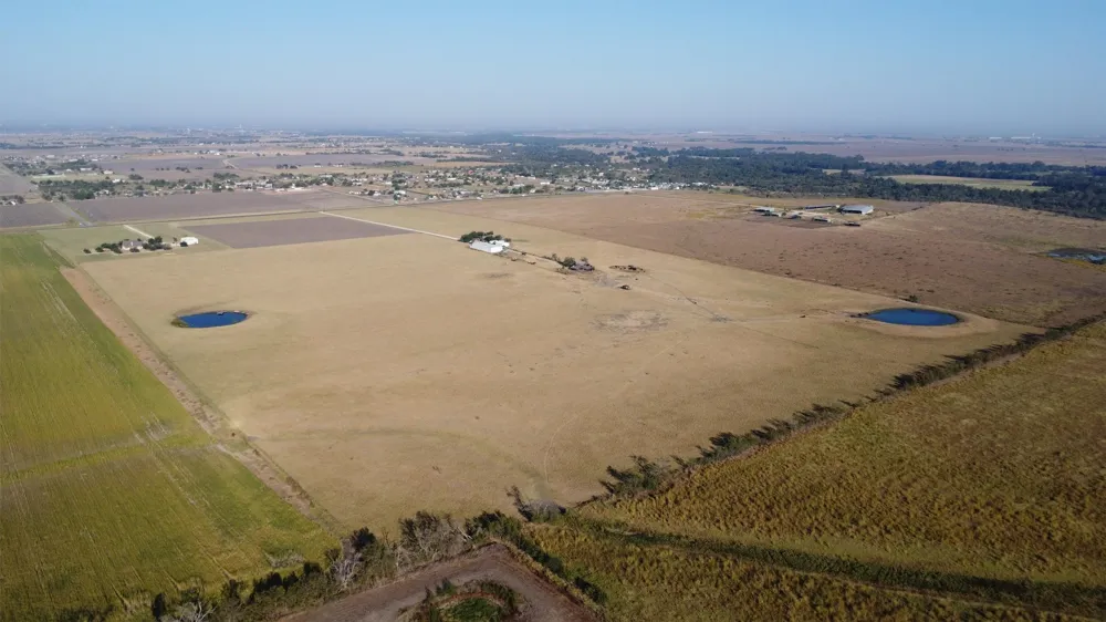 19919 Fm 973 Road Coupland, TX 78615