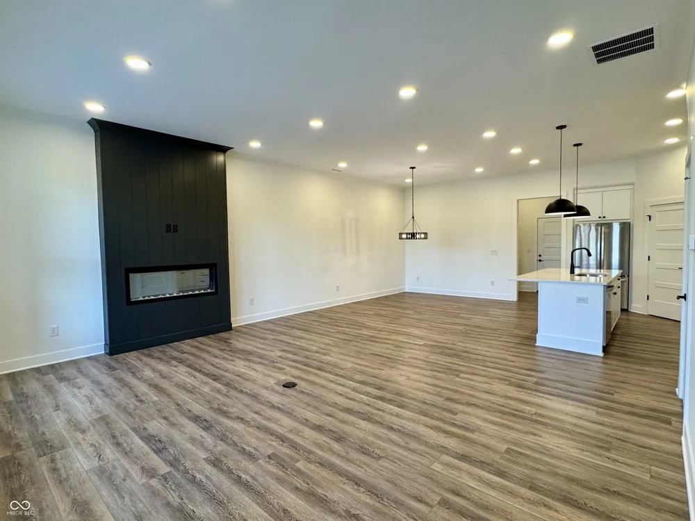 16514 Deerpath Way Westfield, IN 46074
