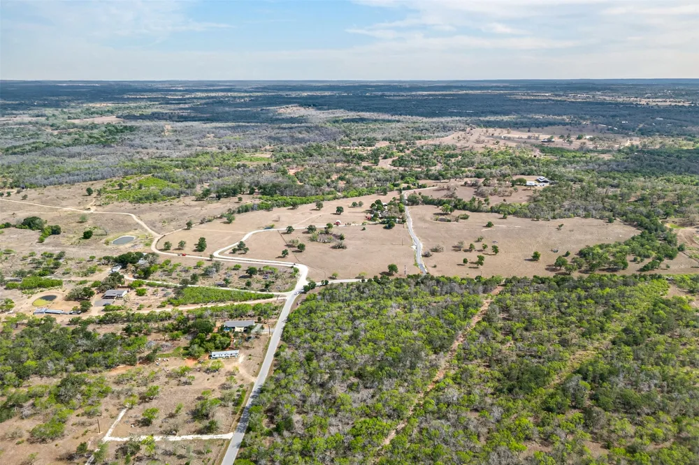 1077 Burdette Wells Road Lockhart, TX 78644