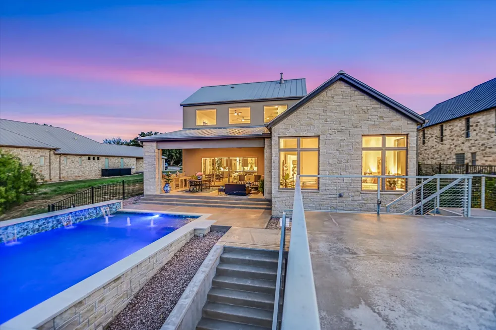 98 Wennmohs Place Horseshoe Bay, TX 78657