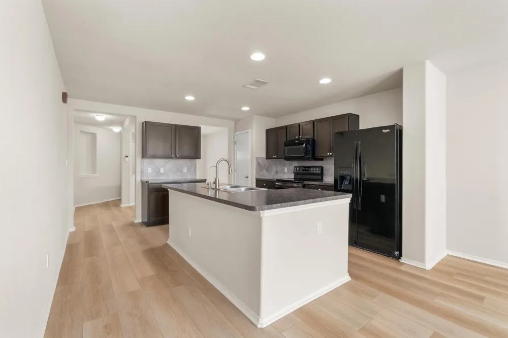 12916 Snow Lane Manor, TX 78653
