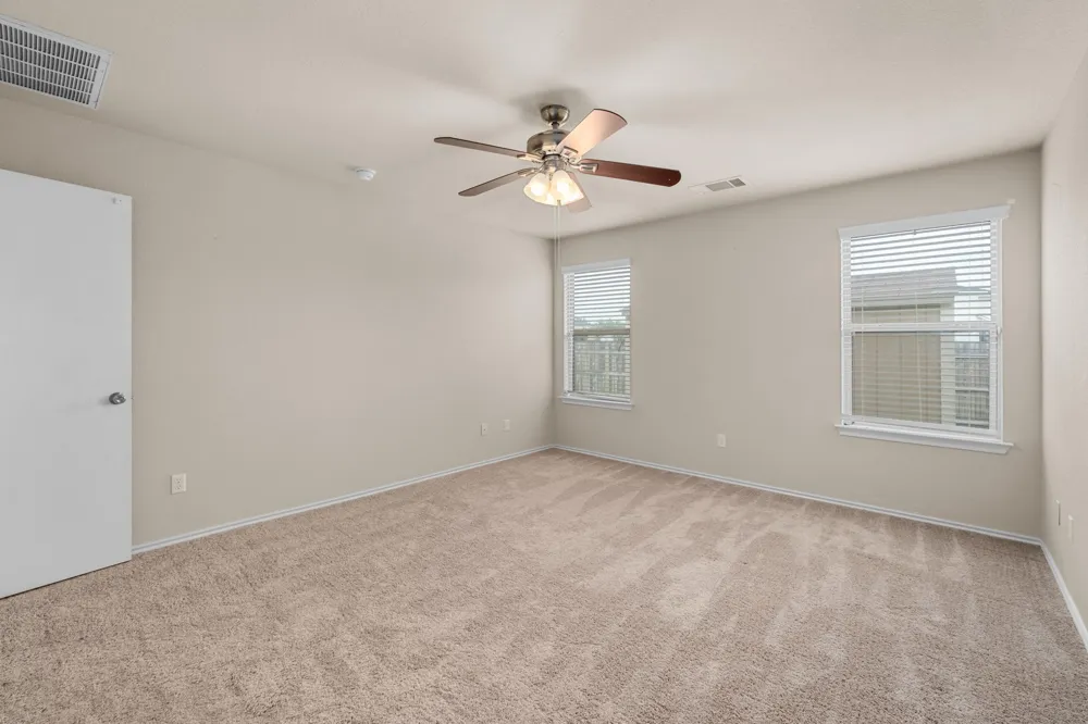 12916 Snow Lane Manor, TX 78653