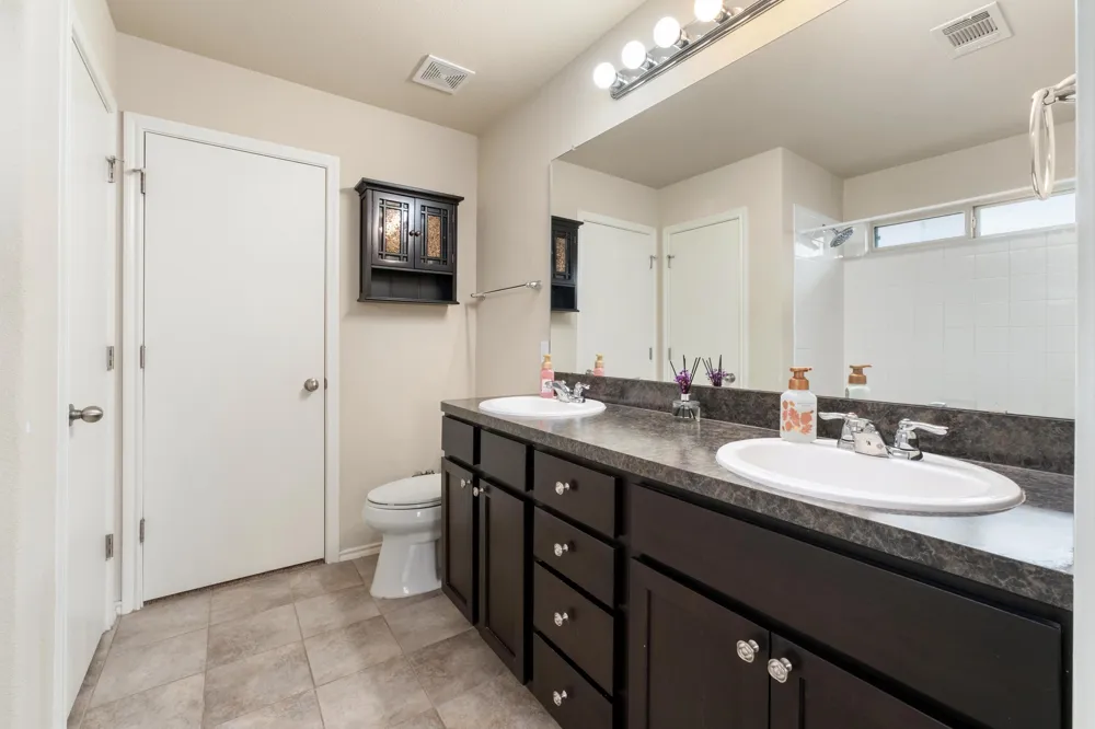 12916 Snow Lane Manor, TX 78653