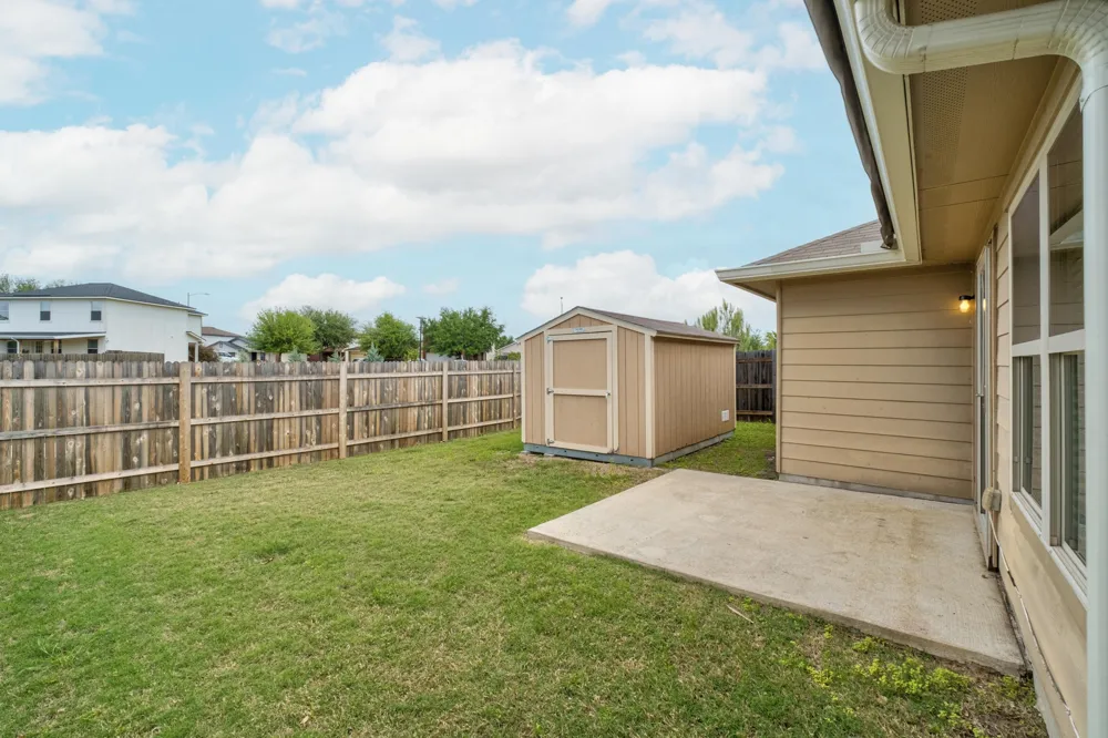 12916 Snow Lane Manor, TX 78653