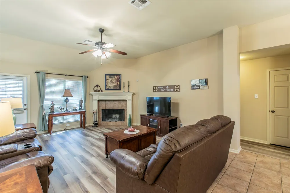 5805 Butterfly Court Temple, TX 76502