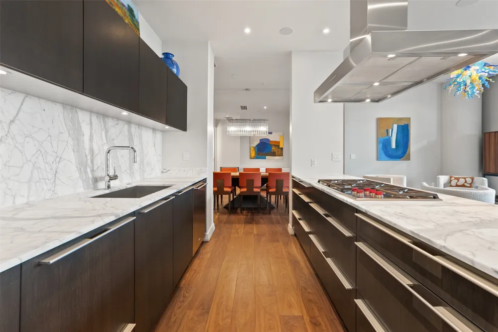 210 Lavaca Street #2505 Austin, TX 78701