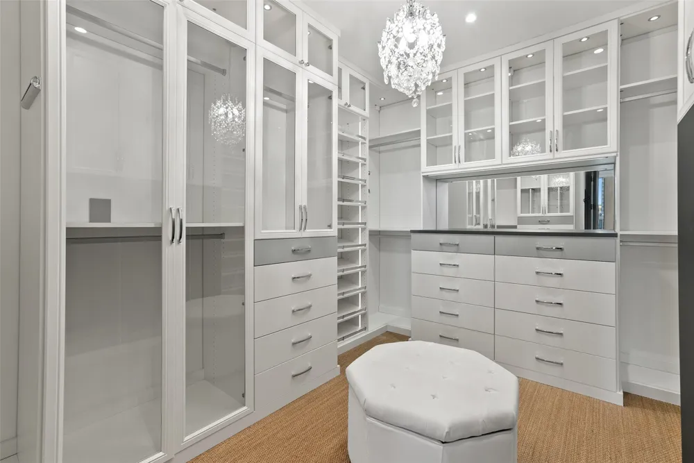 210 Lavaca Street #2505 Austin, TX 78701