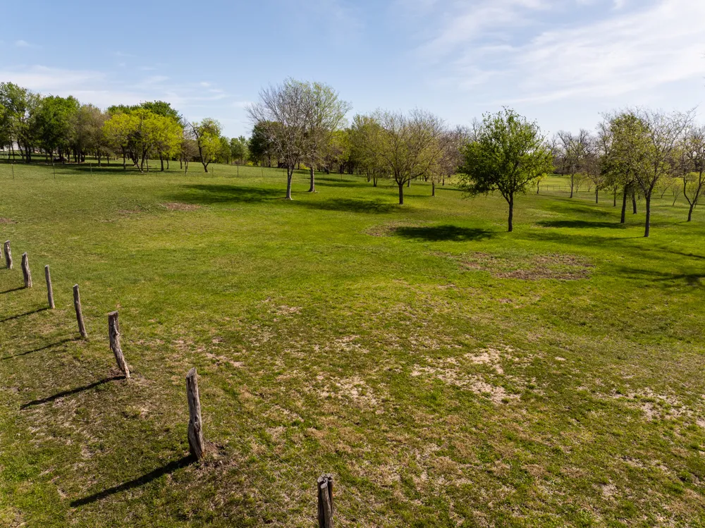 2041 County Road 429 Rockdale, TX 76567