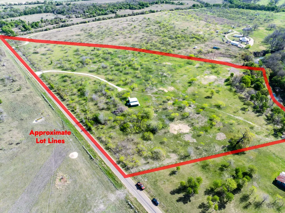 1435 County Road 429 Rockdale, TX 76567