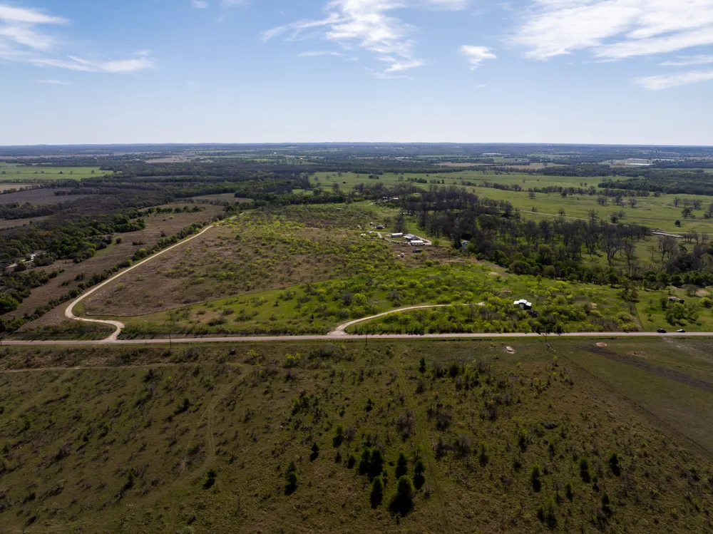 1435 County Road 429 Rockdale, TX 76567