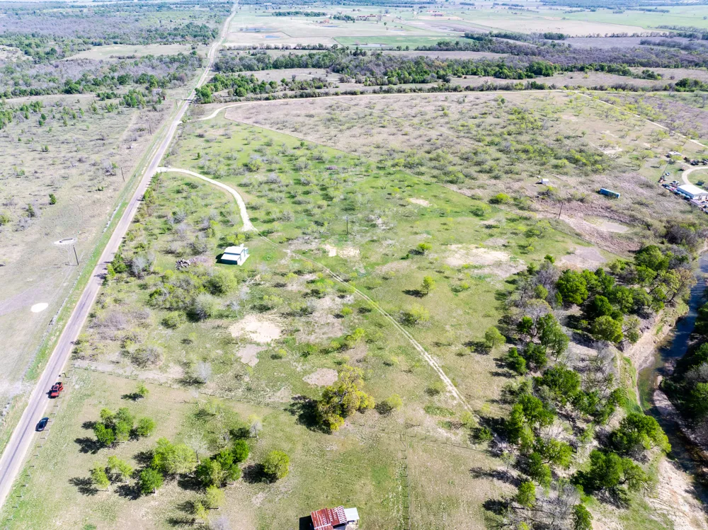 1435 County Road 429 Rockdale, TX 76567