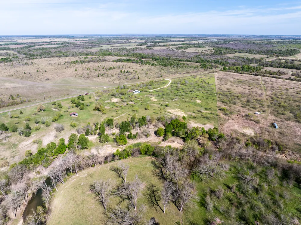 1435 County Road 429 Rockdale, TX 76567