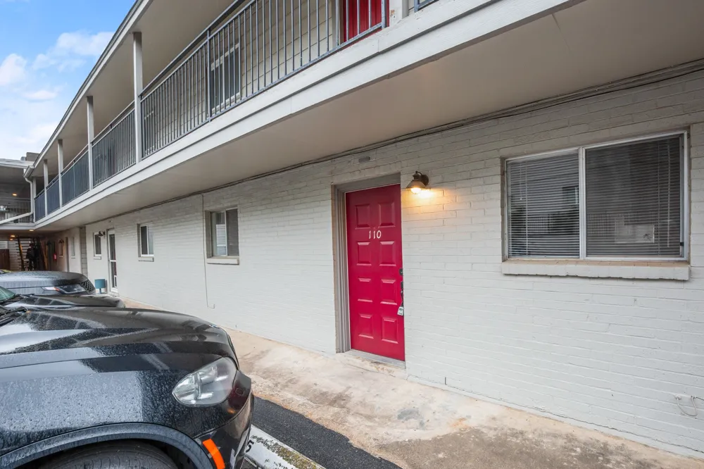 2122 Hancock Drive #110 Austin, TX 78756