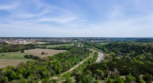 121 Amber Oak Lane Georgetown, TX 78628