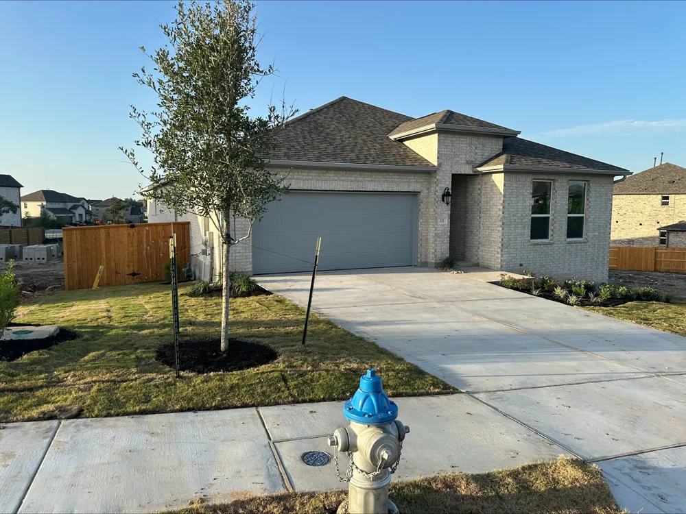 121 Amber Oak Lane Georgetown, TX 78628