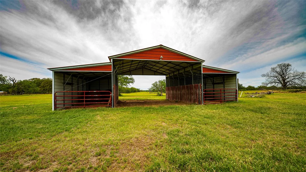 2234 County Road 434 Loop Rockdale, TX 76567