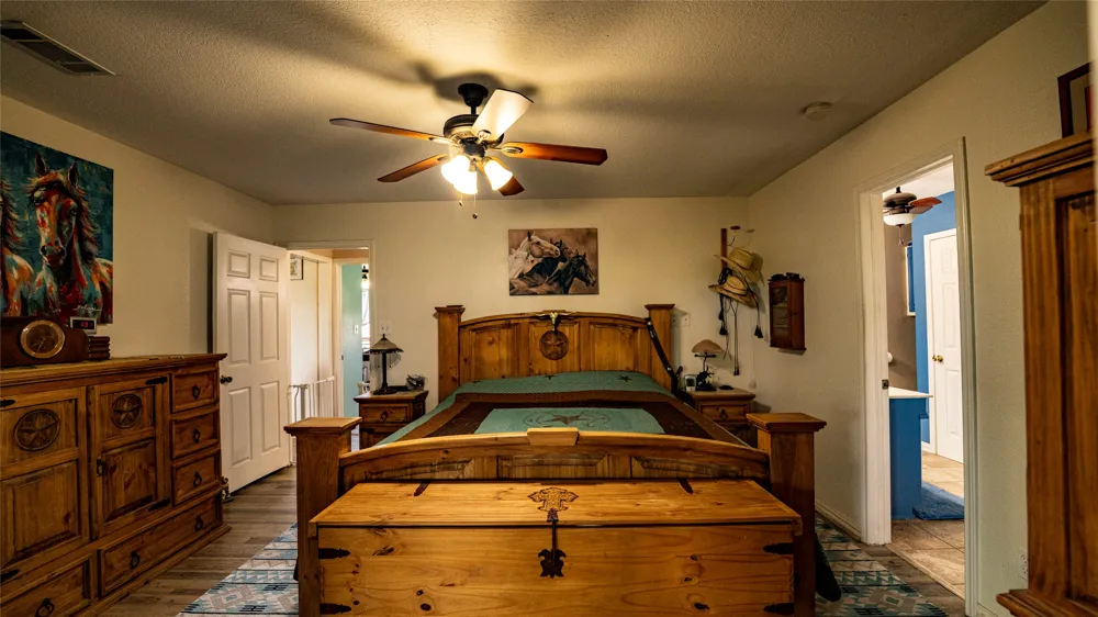 2234 County Road 434 Loop Rockdale, TX 76567