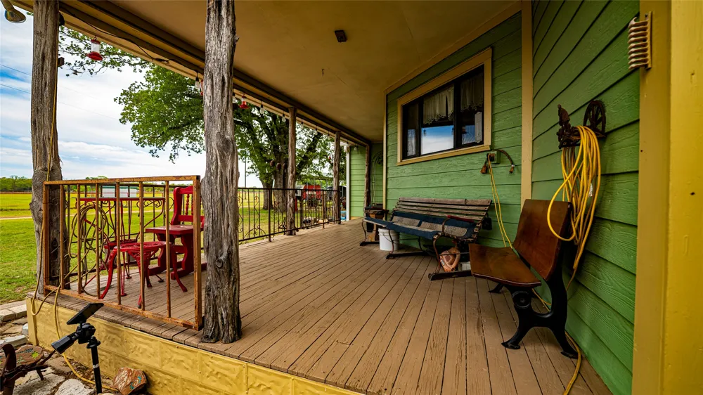 2234 County Road 434 Loop Rockdale, TX 76567