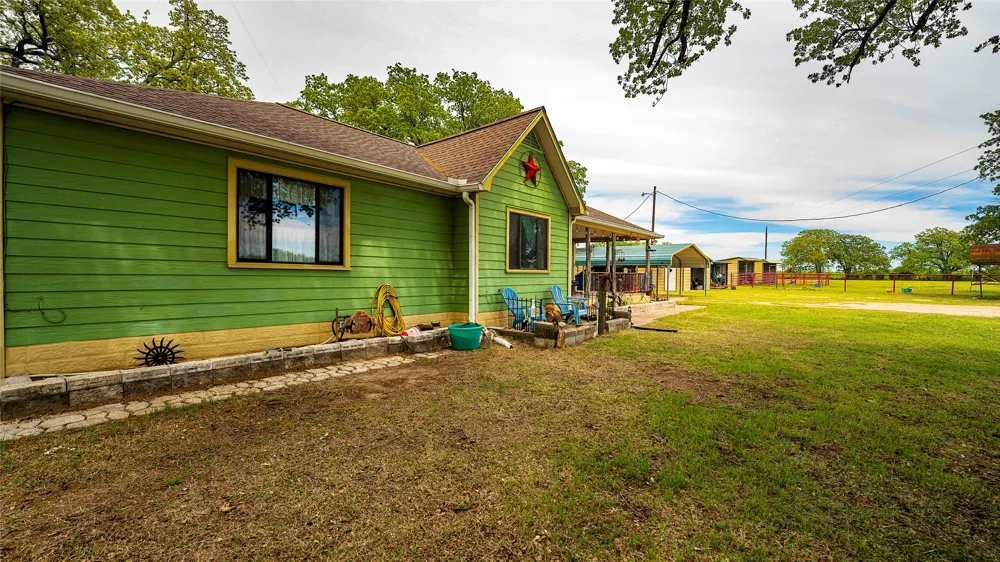 2234 County Road 434 Loop Rockdale, TX 76567