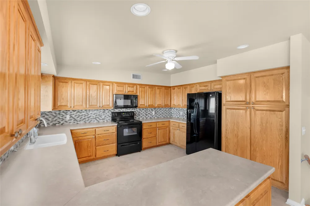 1210 Skyline Drive Canyon Lake, TX 78133