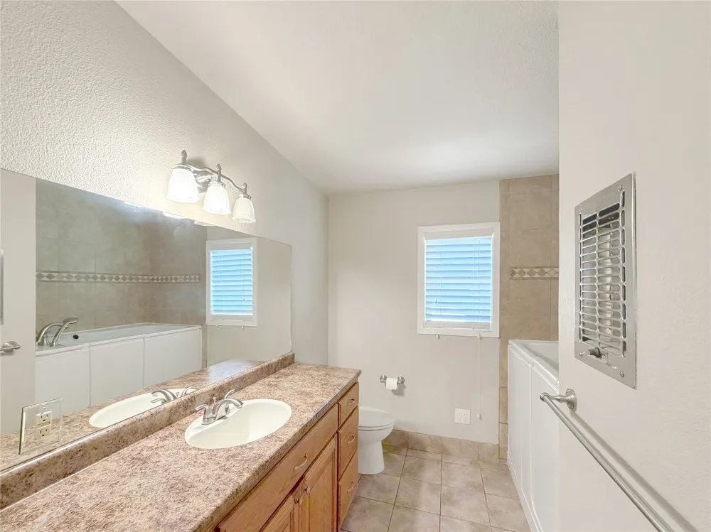 1210 Skyline Drive Canyon Lake, TX 78133