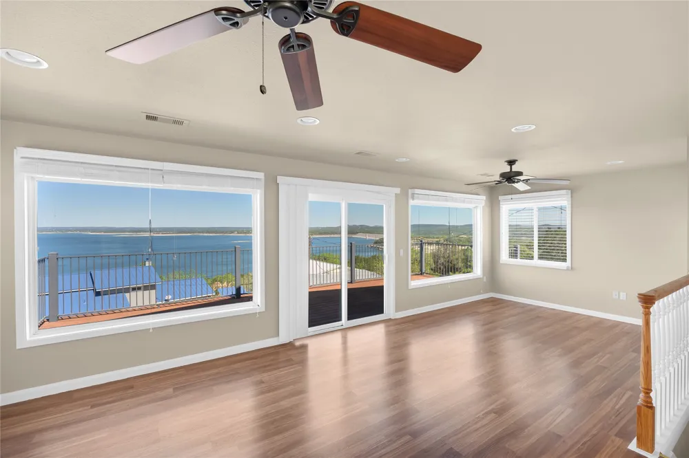 1210 Skyline Drive Canyon Lake, TX 78133