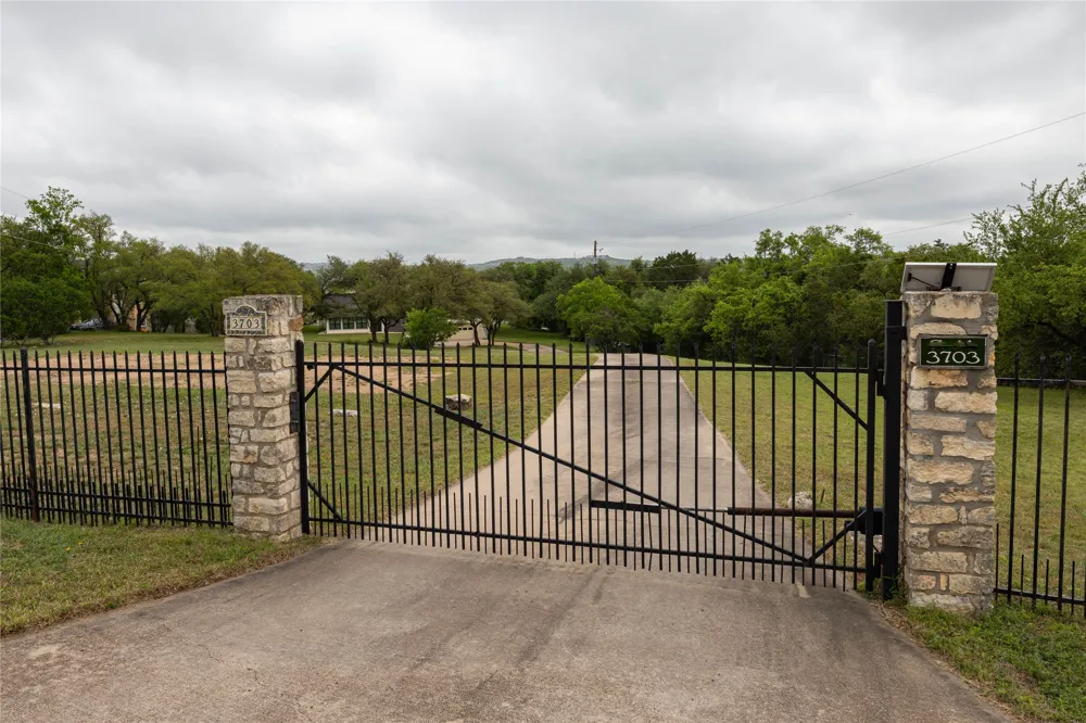 3703 Cloudy Ridge Road Austin, TX 78734