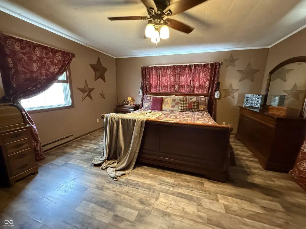 61 S West Street Rosedale, IN 47874