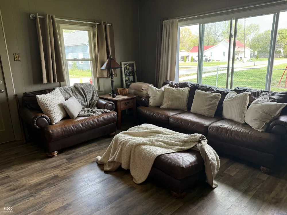 61 S West Street Rosedale, IN 47874