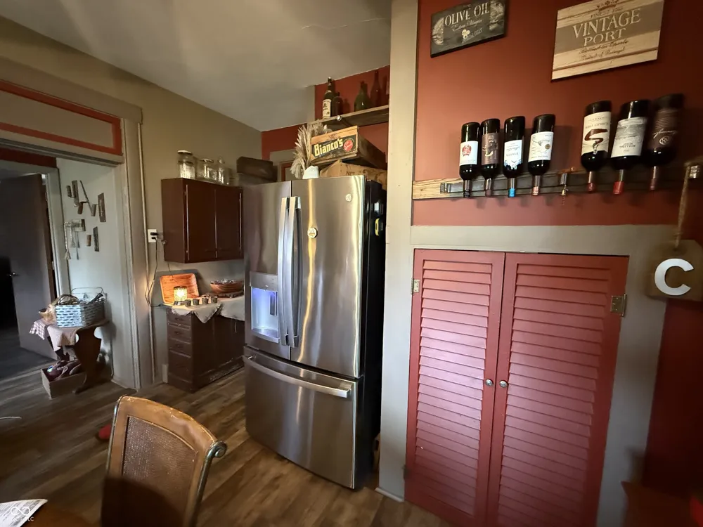 61 S West Street Rosedale, IN 47874
