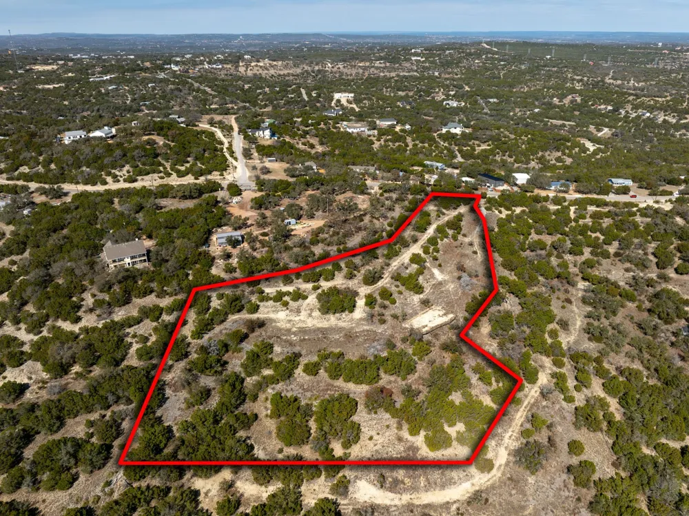 4115 Bob Wire Road Spicewood, TX 78669