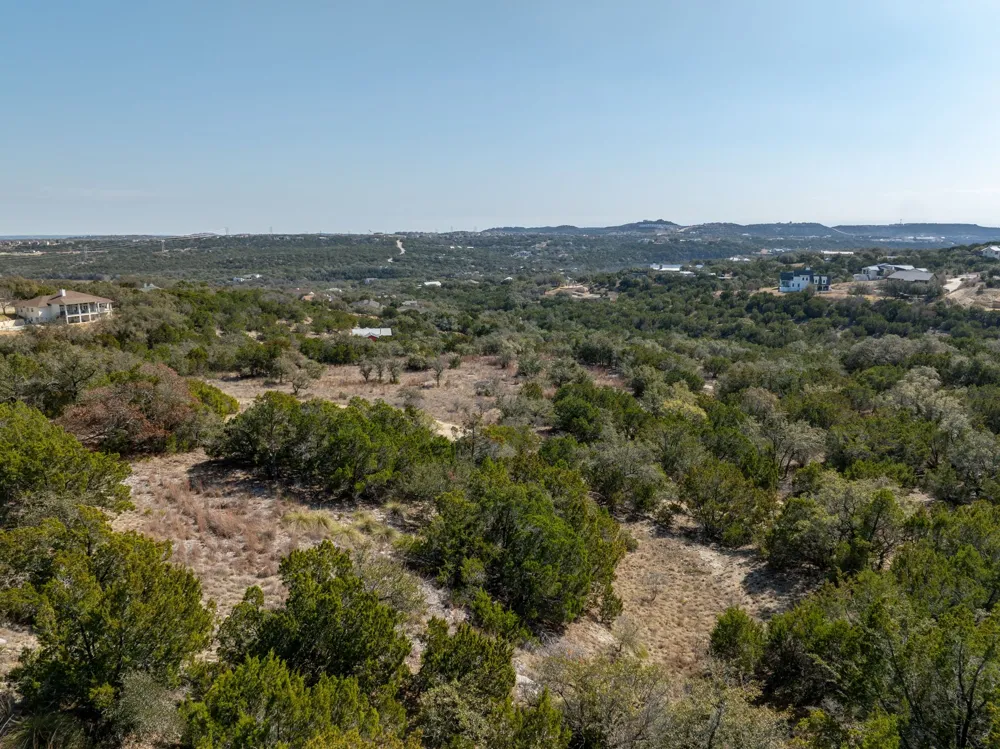 4115 Bob Wire Road Spicewood, TX 78669