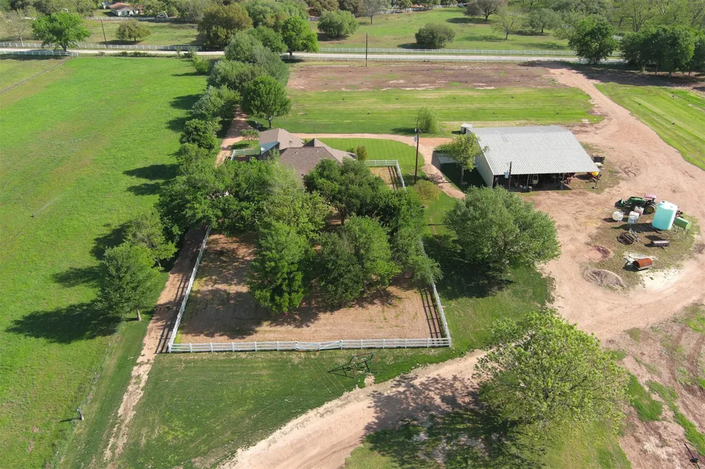 678 Ponderosa Road Bastrop, TX 78602