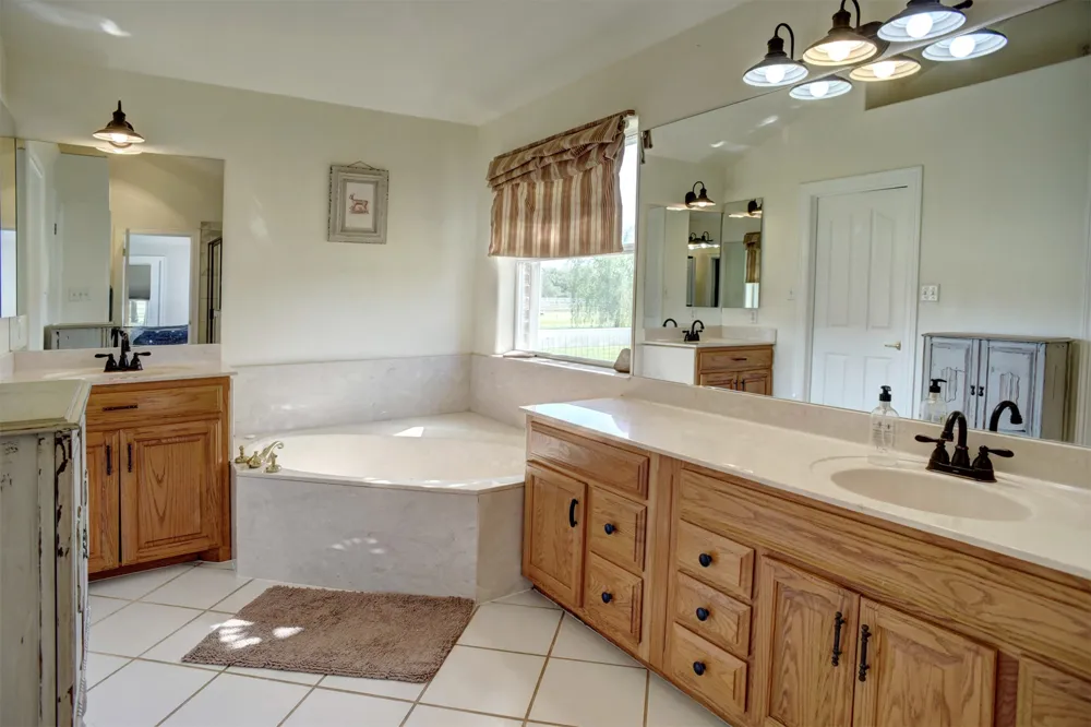 678 Ponderosa Road Bastrop, TX 78602