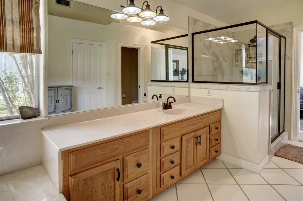 678 Ponderosa Road Bastrop, TX 78602