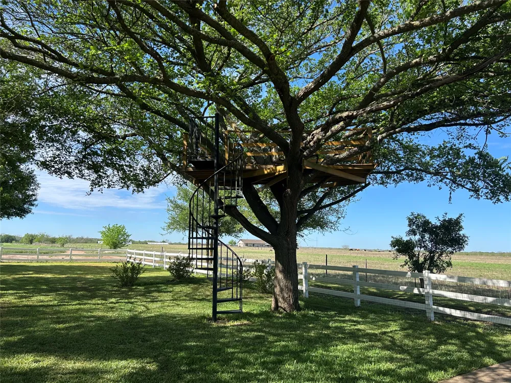 678 Ponderosa Road Bastrop, TX 78602