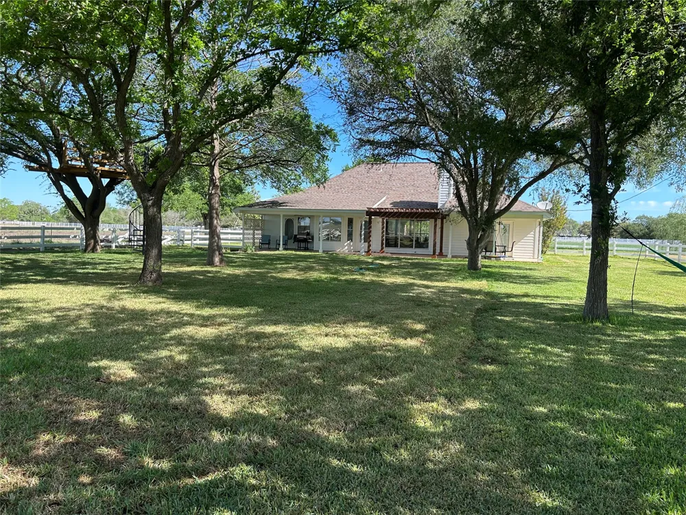 678 Ponderosa Road Bastrop, TX 78602