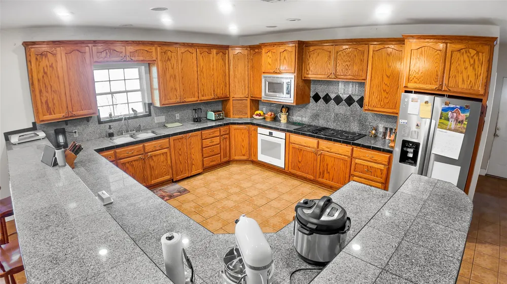 3640 County Road 481 Thrall, TX 76578