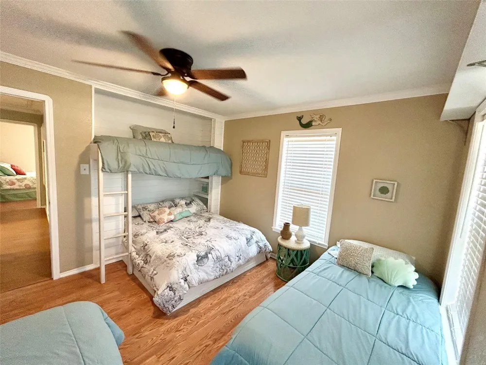 151 Neptune Sargent, TX 77414