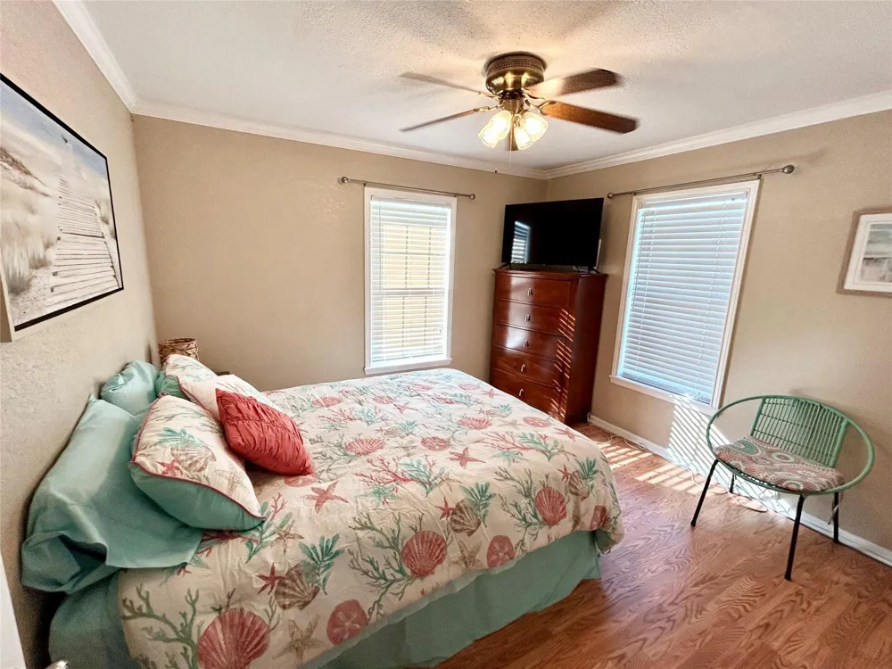 151 Neptune Sargent, TX 77414