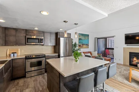 805 S 5th Avenue #332