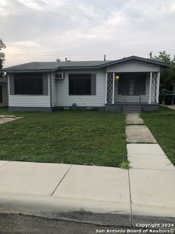 215 EDNA AVE