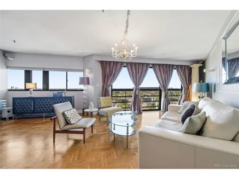 100 Park Avenue #2006
