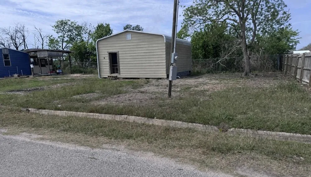 706 Cedar Street S Matagorda, TX 77414