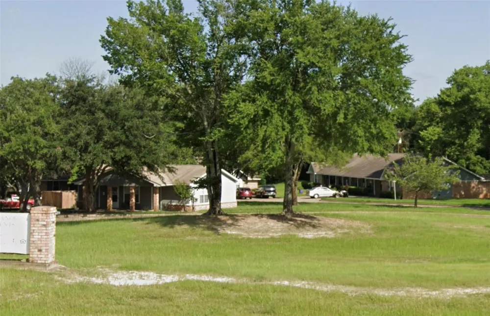 389 S Texas Street Emory, TX 75440