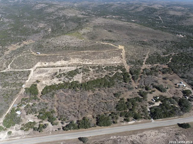 17130 Texas Highway 127 Sabinal, TX 78881