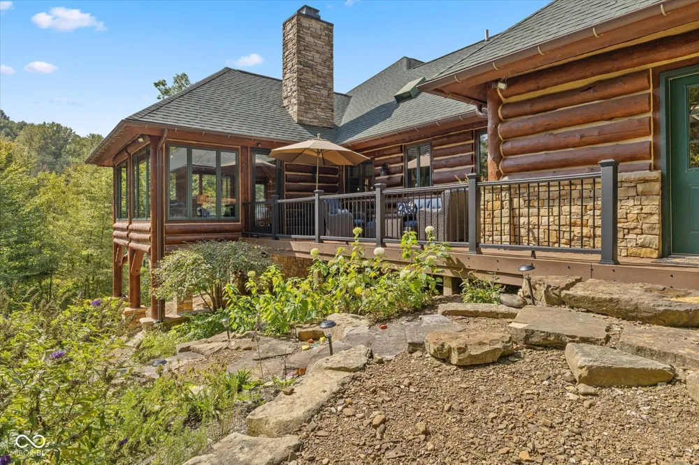 7839 W Bellsville Pike Nashville, IN 47448