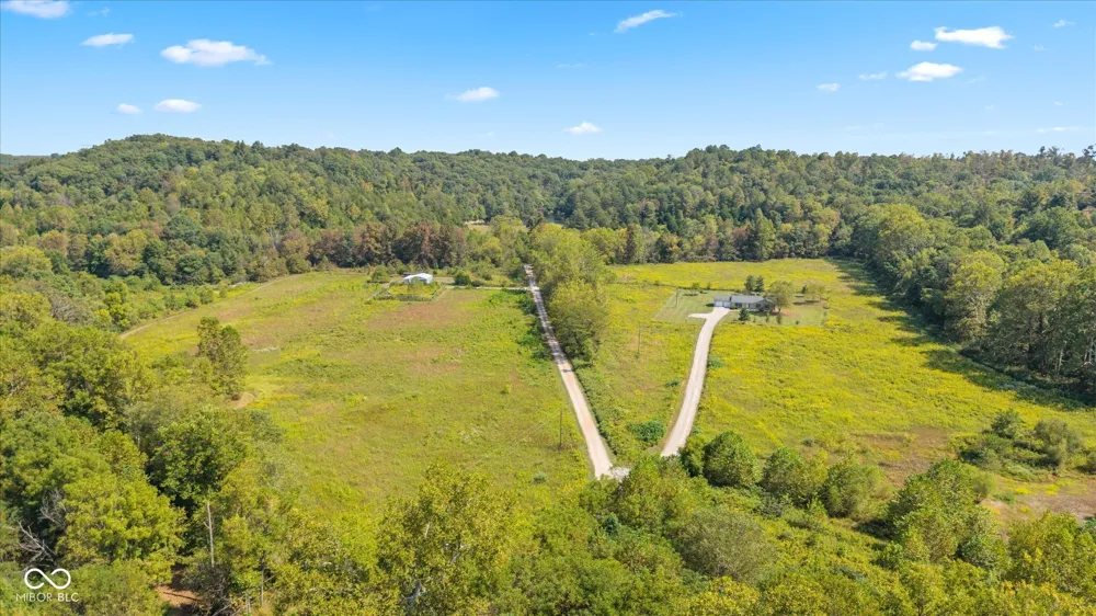 7839 W Bellsville Pike Nashville, IN 47448